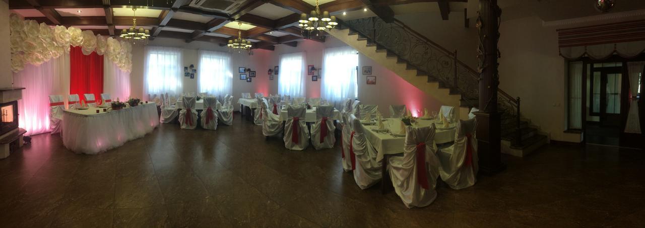 Pereyaslav-Khmelʼnytsʼkyy Hotel And Restaurant Complex Lubokray מראה חיצוני תמונה