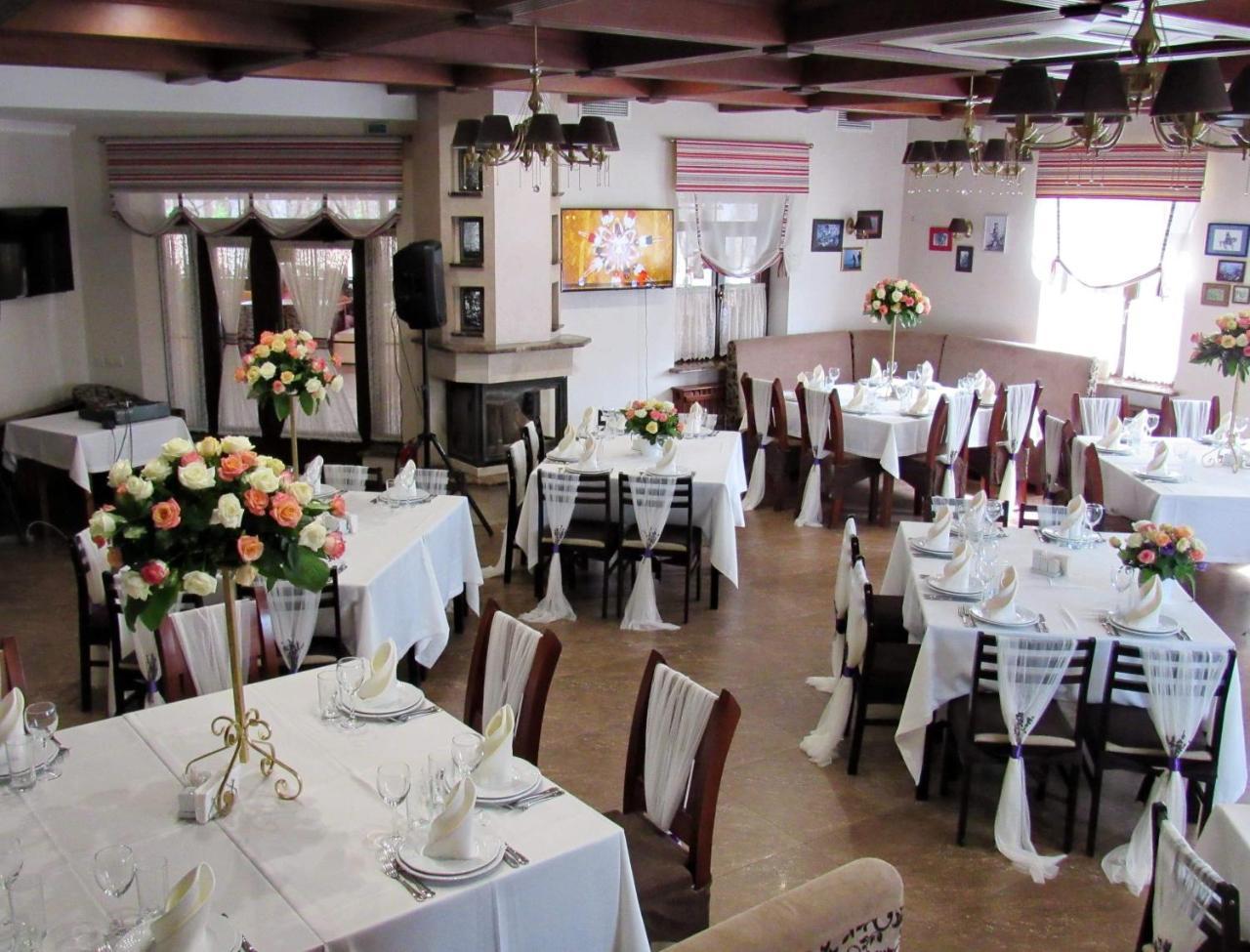 Pereyaslav-Khmelʼnytsʼkyy Hotel And Restaurant Complex Lubokray מראה חיצוני תמונה