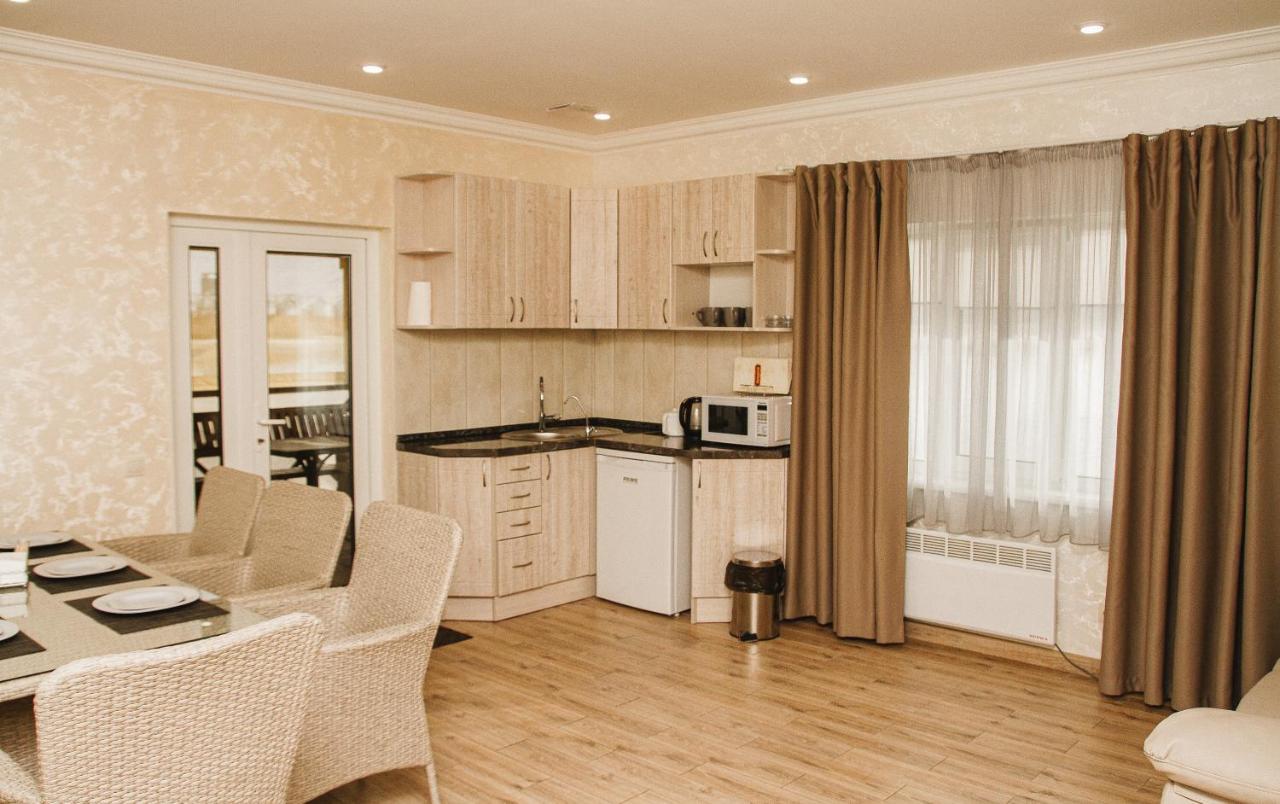 Pereyaslav-Khmelʼnytsʼkyy Hotel And Restaurant Complex Lubokray מראה חיצוני תמונה