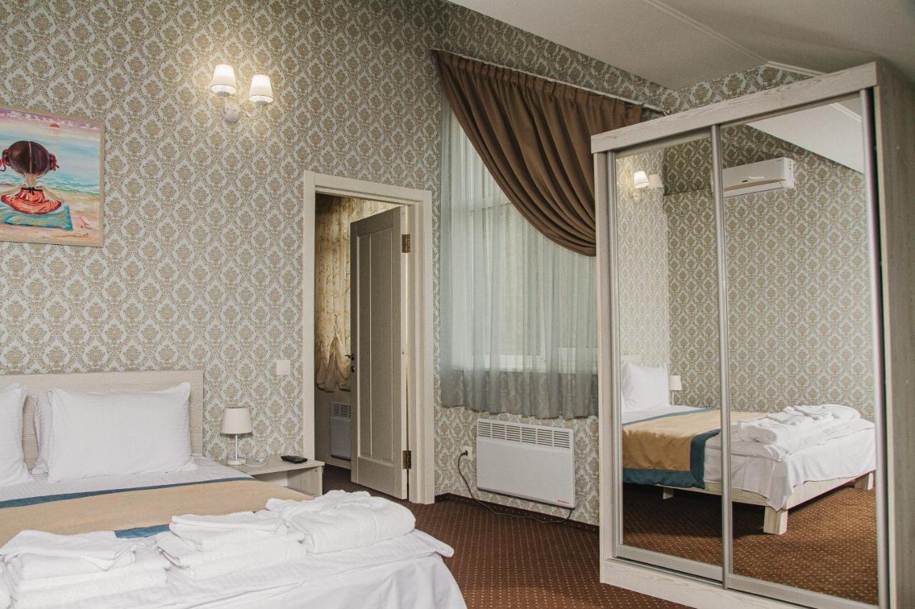 Pereyaslav-Khmelʼnytsʼkyy Hotel And Restaurant Complex Lubokray מראה חיצוני תמונה