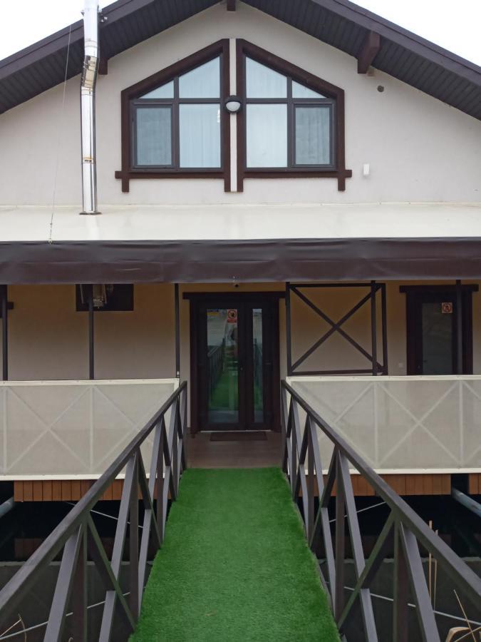 Pereyaslav-Khmelʼnytsʼkyy Hotel And Restaurant Complex Lubokray מראה חיצוני תמונה